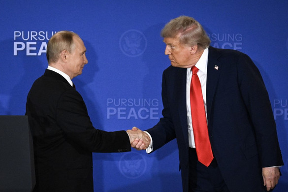 Trump és Putyin: titkos békefolyamat indul?