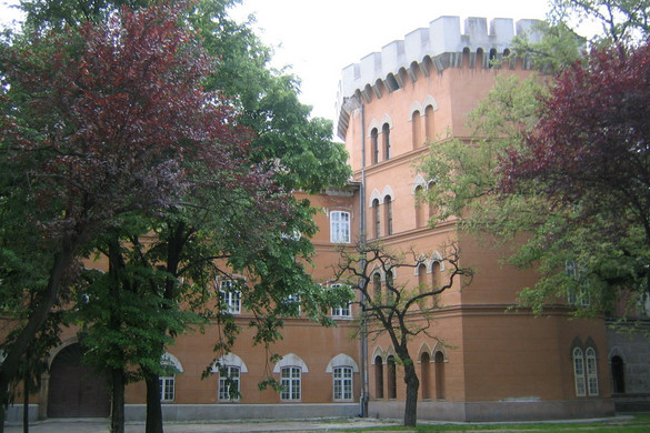 Elkezdődnek a temesvári Hunyadi-kastély helyreállítási munkálatai