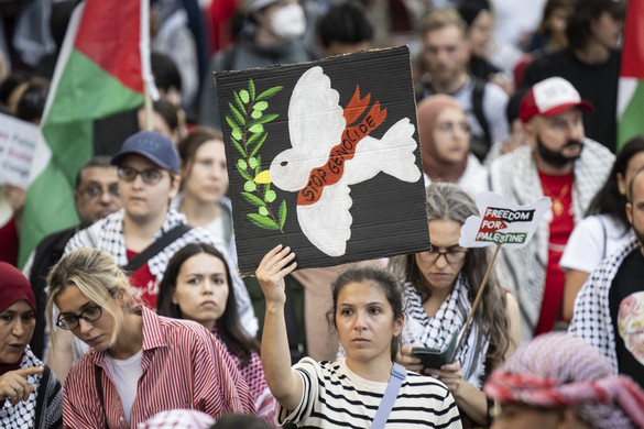Frankfurtban több ezren tüntettek a gázai háború ellen