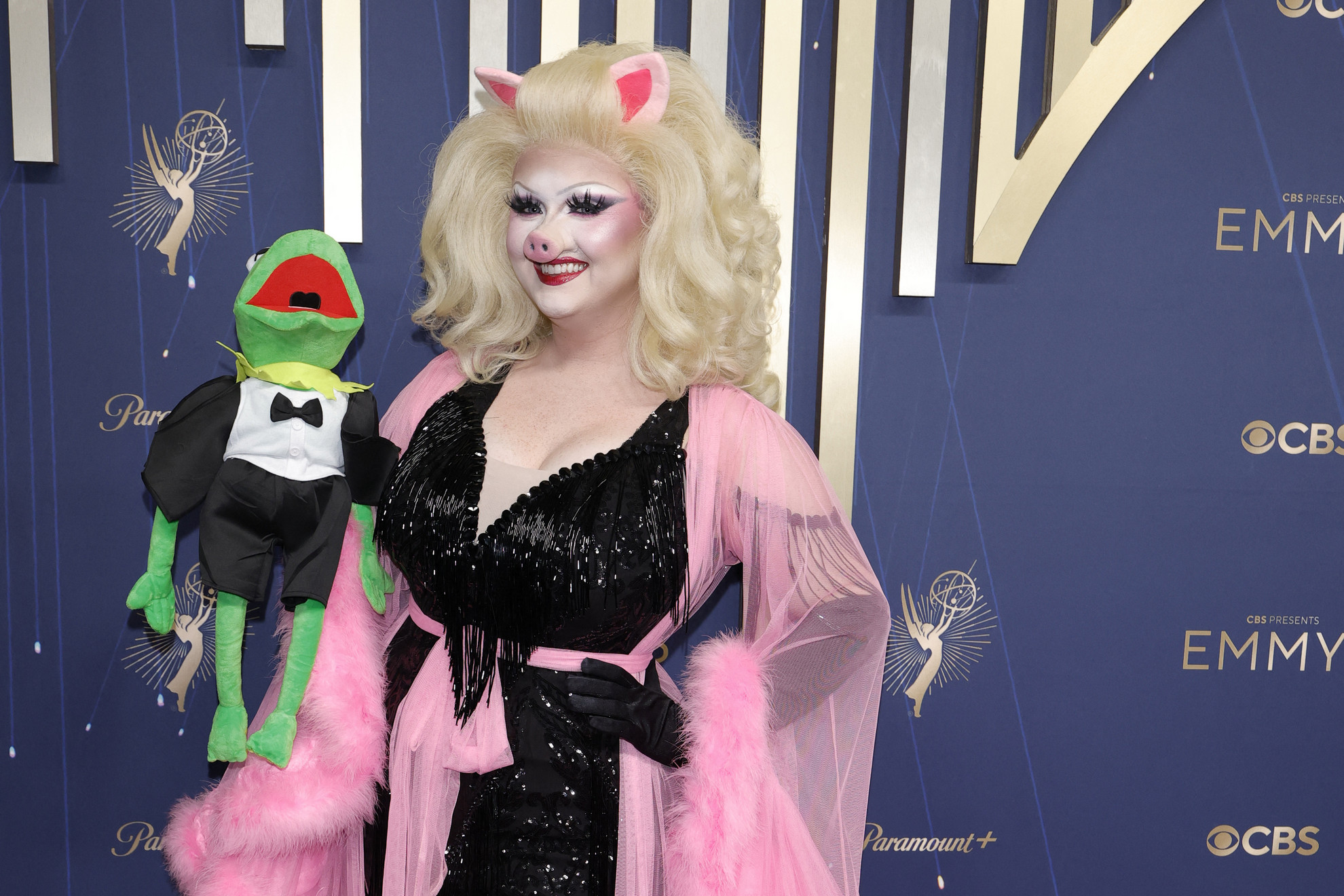 Fotó: Getty Images via AFP/Frazer Harrison Hormona Lisa részt vesz a 77. Primetime Emmy-díjátadón a Peacock Színházban, 2025. szeptember 14-én, Los Angelesben, Kaliforniában