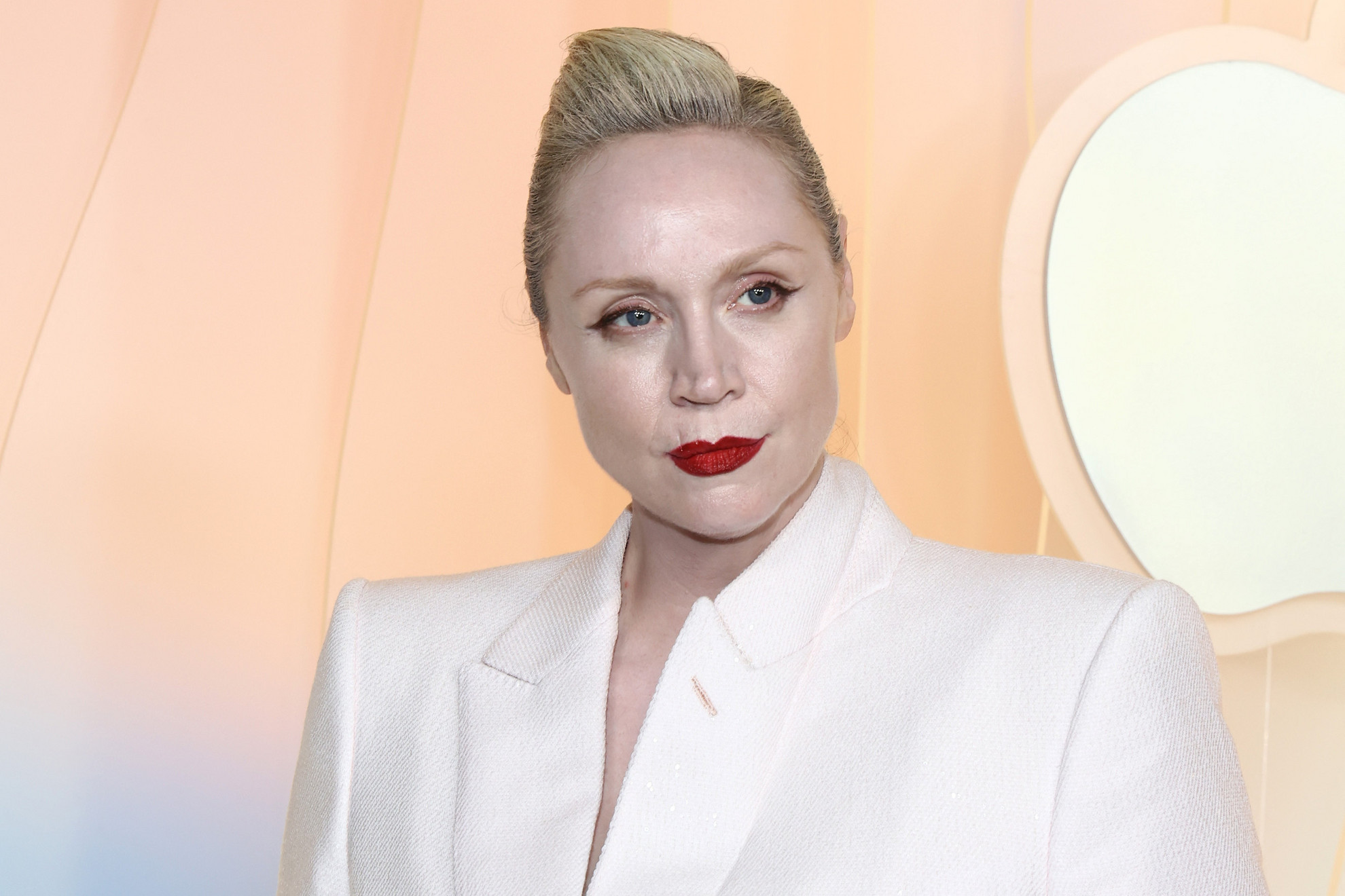 Fotó: Getty Images via AFP/Tommaso Boddi Gwendoline Christie részt vesz az Apple TV+ Primetime Emmy-partiján a vörös szőnyegen az Ysabel csarnokban, 2025. szeptember 14-én, West Hollywoodban, Kaliforniában