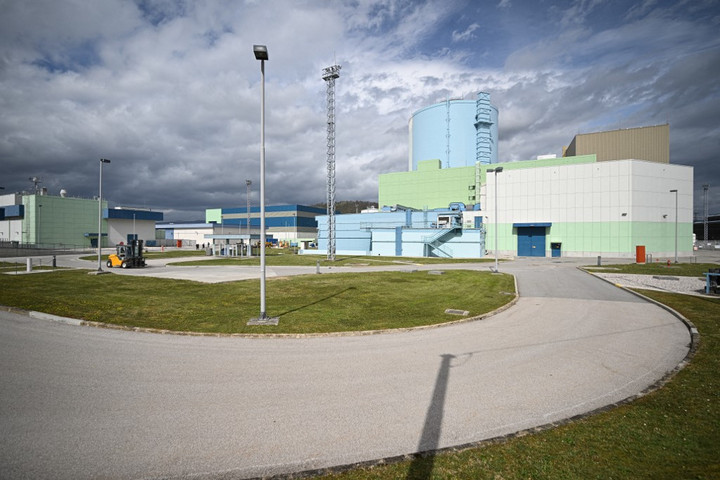 Ideiglenes pá' a szlovén atomnak