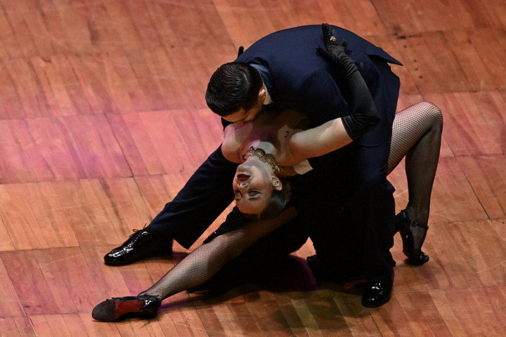 Fotó: AFP/Luis Robayo Nemzetközi tangófesztivált rendeznek Pécsen