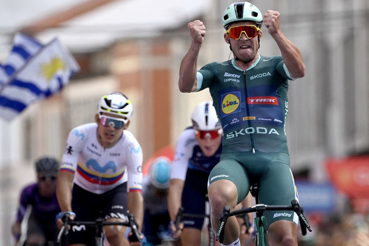 Fotó: Miguel RIOPA / AFP Pedersen sprintsikere a szökésben