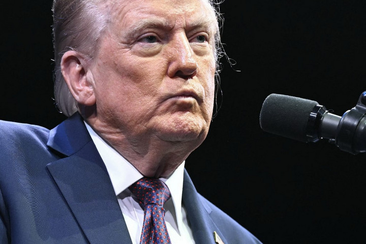 Trump "nagyon elégedetlen" Izrael katari támadása miatt