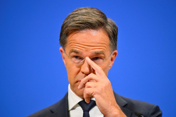 NATO-főtitkár: az amerikai erőfeszítések helyreállítják a békét Európában