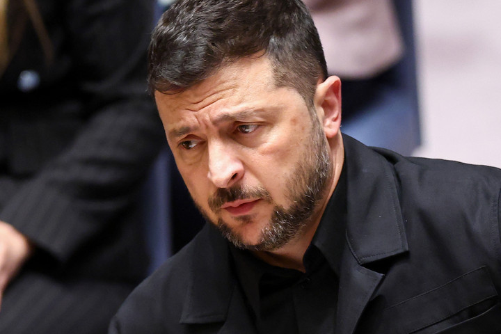 A volt NATO-főtitkár is a területek átadására szólította fel az ukrán elnököt
