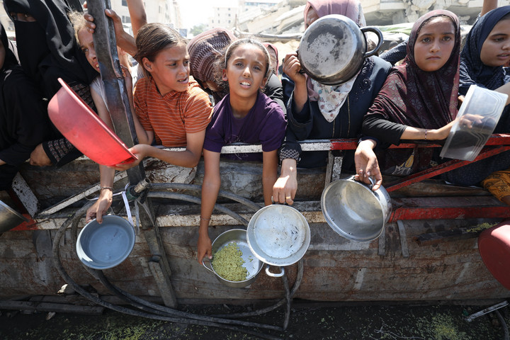 Fotó: Anadolu via AFP/Khames Alrefi Gáza "a nemzetközi humanitárius jog temetőjévé válik"