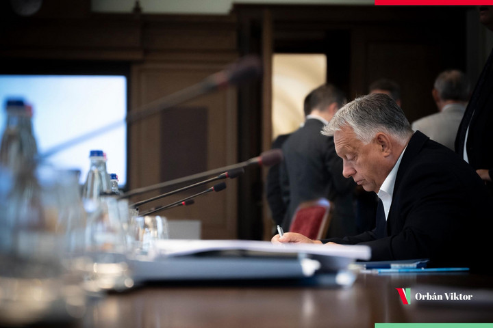 Fotó: Facebook/Orbán Viktor Magyarország szolidaritását fejezi ki Lengyelországnak + VIDEÓ