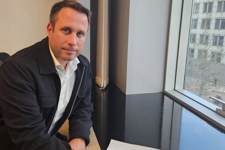 Fotó: Facebook/Dömötör Csaba Magyarország a "háborús héja politikának" az útjában áll