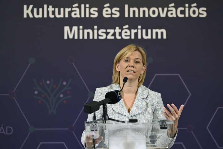 Országos roadshow indul a fiatal vállalkozókért