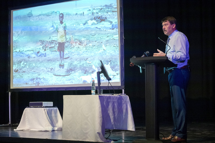 Áder János: a következő évtizedek a növekvő energiaigény kielégítéséről szólnak