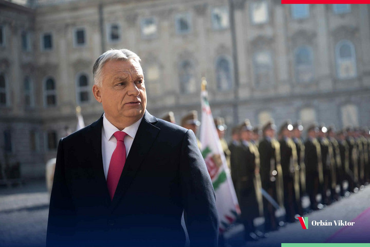 "Ideje elszámolni, ki mit végzett a nyáron a politikában"