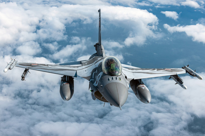 Svéd Gripen vadászgépeket kap Ukrajna