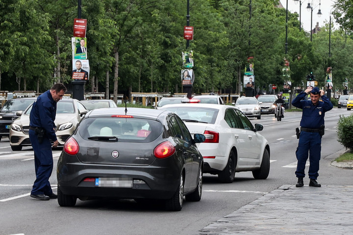 Fotó: MH/Török Péter A sírkertek körül leselkedik a veszély: így kerülje el!