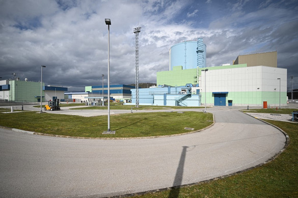 Ideiglenes pá' a szlovén atomnak