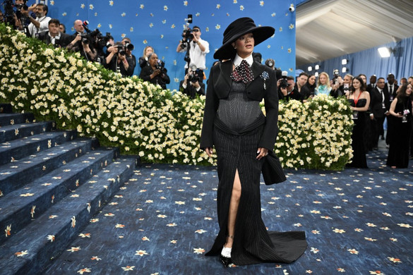 Megszületett Rihanna harmadik gyermeke