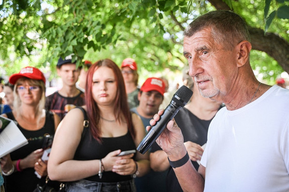 Megtámadták Andrej Babist
