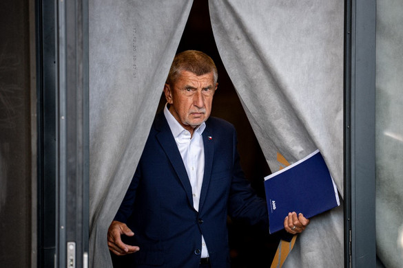 Továbbra is vezet az ANO