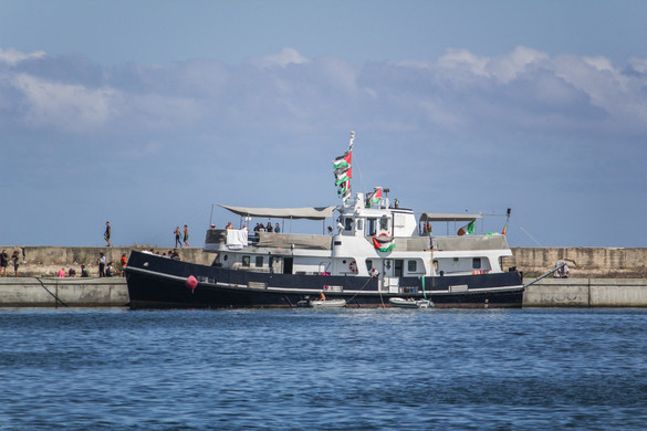 Dróntámadás érte a Gázába tartó segélyflottillát