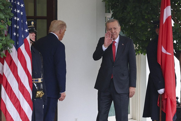Jót tárgyalt Trump és Erdogan