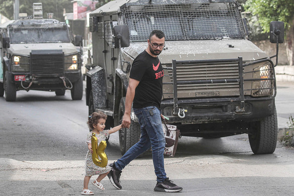 Az izraeli hadsereg mozgósít a gázai offenzívára