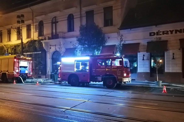 Égett egy csarnok jellegű mezőgazdasági épület