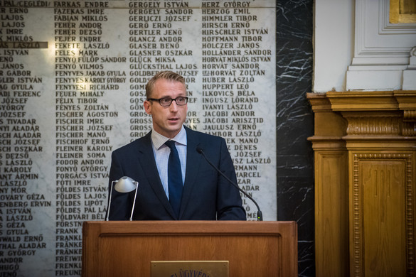 Kecsmár Krisztiánt választotta az uniós törvényszék egyik tanácsának elnökévé