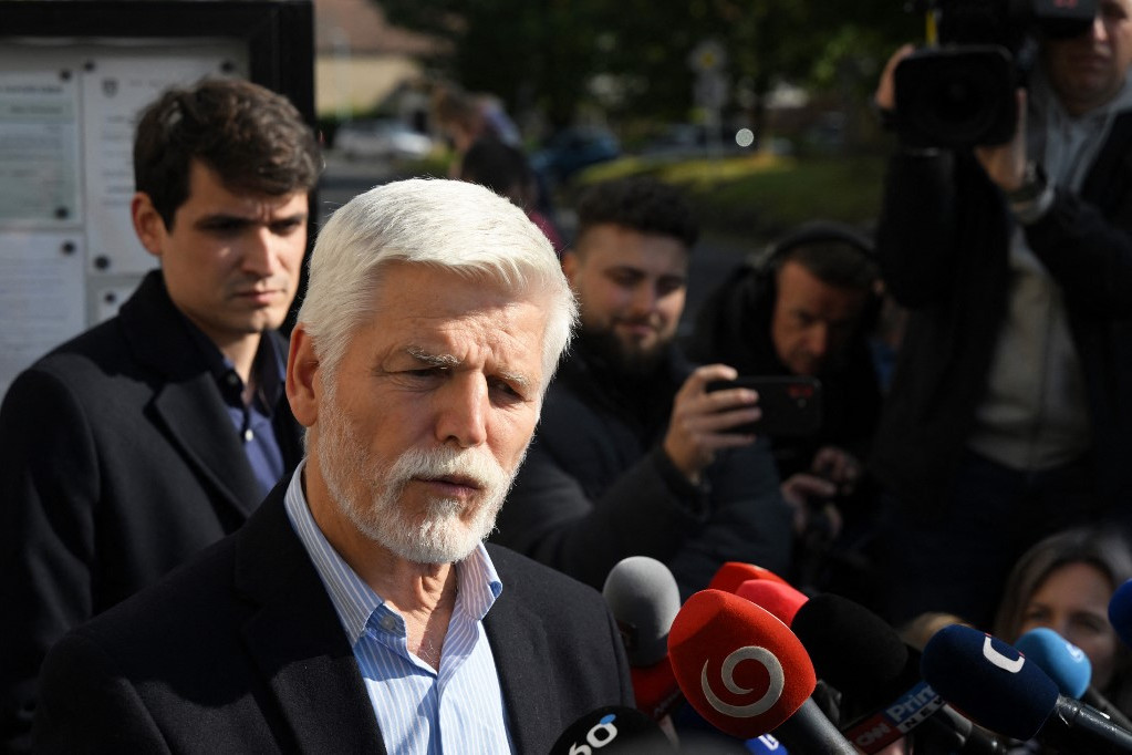 Andrej Babis szerint a cseh államfő arra kérte, hogy gazdasági és politikai szerepe összeférhetetlenségének megoldását magyarázza el a nyilvánosságnak