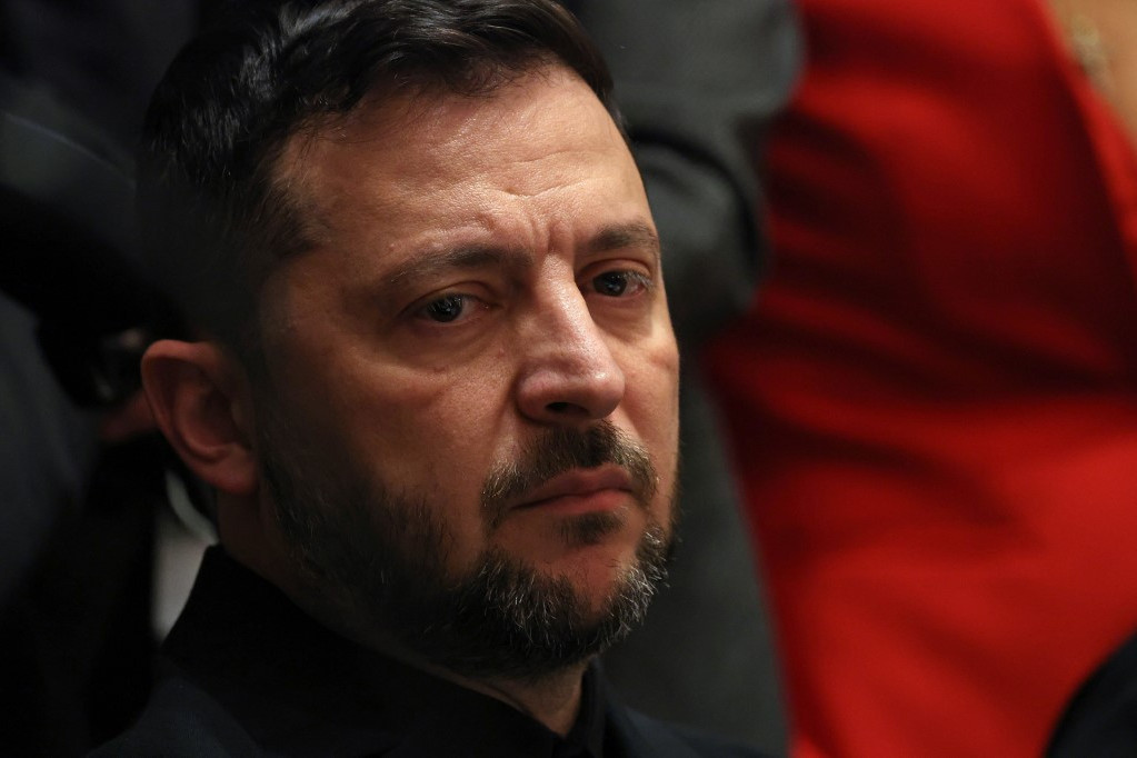 Zelenszkij tűzszünetet akar