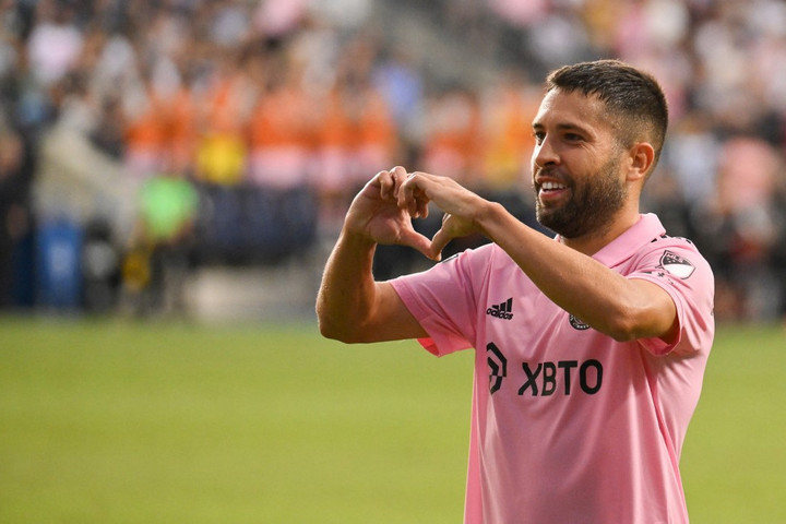 Jordi Alba visszavonul