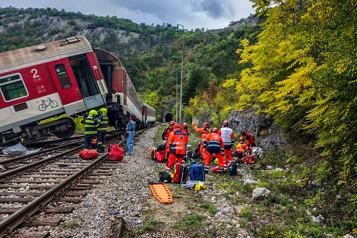 Vonatbaleset Szlovákiában