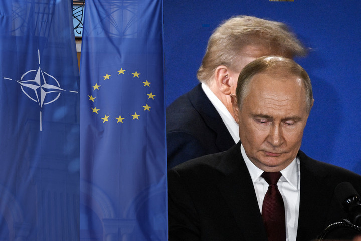 Fotó: NurPhoto via AFP/Jakub Porzycki, AFP/Drew Angerer Akadályozva lenne a békecsúcs?