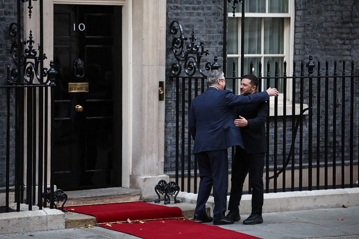 A Downing Street kiterítette a vörös szőnyeget