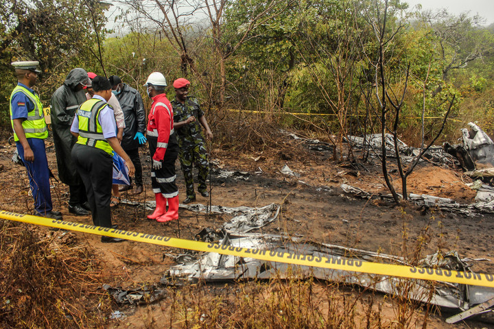 Fotó: AFP/Mwajabe Omar Továbbra is tart a kenyai légi katasztrófa körülményeinek vizsgálata