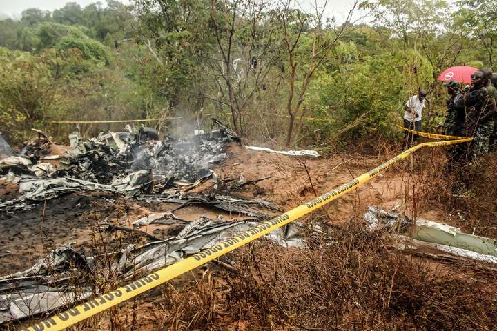 Fotó: AFP/Mwajabe Omar „Súlyos hibát követhetett el a pilóta” — új részletek derültek ki a kenyai repülőgép-balesetről