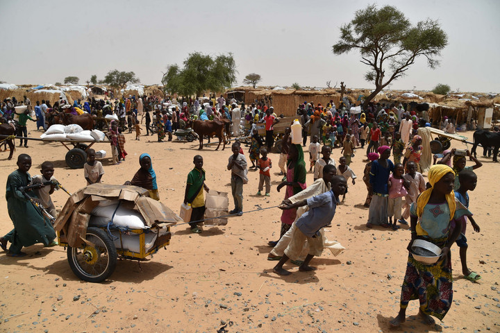Fotó: AFP/Issouf Sanogo Elraboltak egy segélyszervezetnek dolgozó amerikai pilótát a nigeri fővárosban