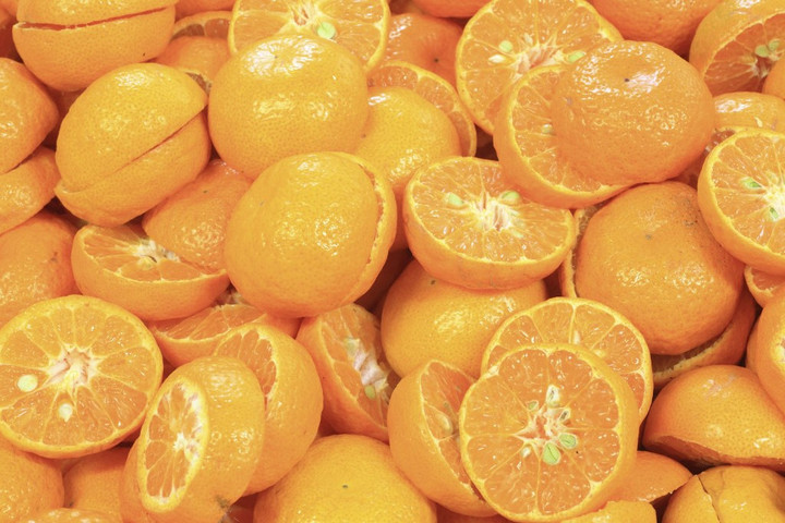 Egy orvos felfedte a mandarinhéj rejtett veszélyeit