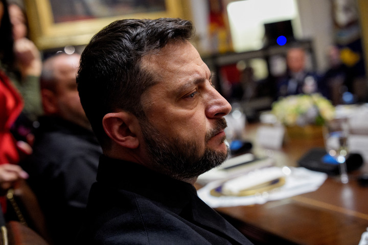 Fotó: Getty Images via AFP/Andrew Harnik Durva diplomáciai eszközökkel tudatták Zelenszkijjel, hogy hol a helye