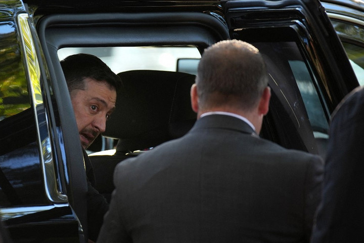 Fotó: Andrew Harnik / GETTY IMAGES NORTH AMERICA / Getty Images via AFP Zelenszkij is elmegy, ha hívják