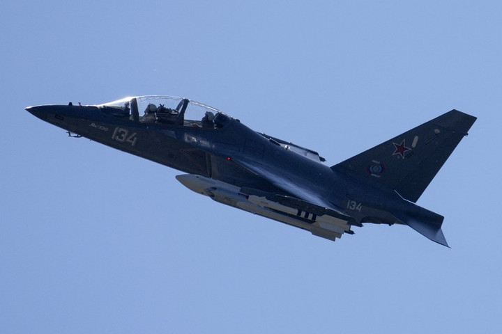 Fotó: AFP/Anadolu/Anadolu Agency/Pavel Pavlov Már tesztelik a Jak-130M kiképző harci repülőgép prototípusát