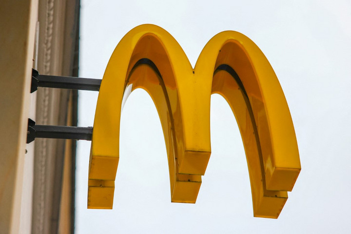 Fotó: NurPhoto via AFP / NurPhoto / Beata Zawrzel Lövés dördült egy McDonald’s-ban