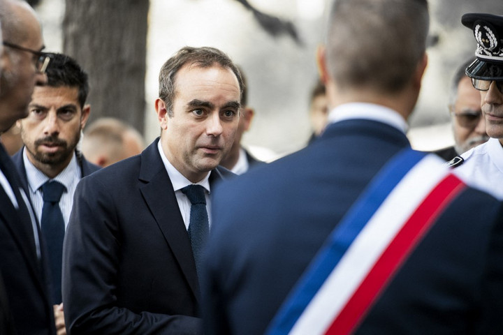 Fogy az ideje az ideiglenes gall kormányfőnek