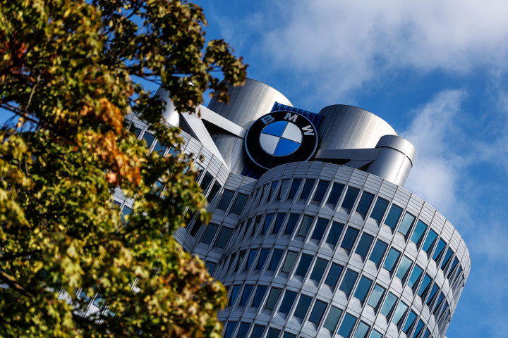 Fotó: NorthFoto A BMW a jövőben szintetikus üzemanyaggal szállítja az új autóit