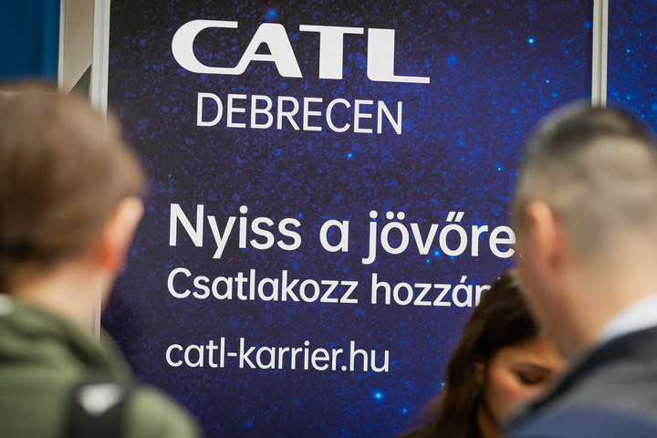 Fotó: Facebook/CATL Debrecen Debrecenben és környékén indított toborzó kampányt a CATL kínai akkumulátorgyár