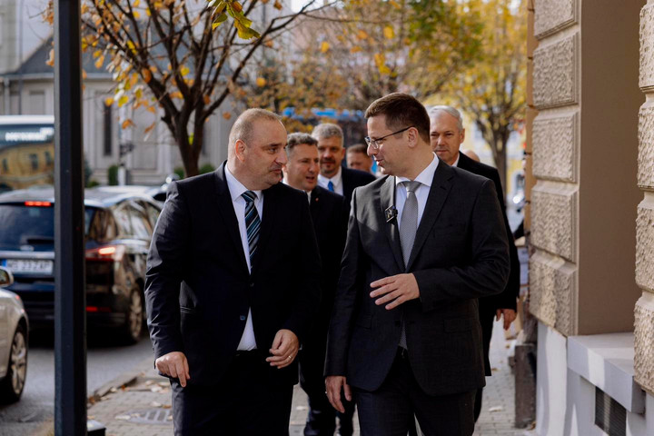Fotó: Facebook/Gulyás Gergely Gulyás Gergely: Aki megőrzi múltját, jövőt nyer magának
