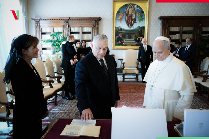 Fotó: Facebook/Orbán Viktor Orbán Viktor: A Szentatya támogatását kértem
