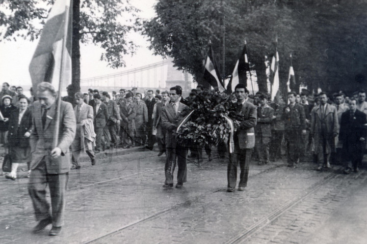 Fotó: Fortepan/Horváth János és családja Koncz Zsófia szerint egy csoda történt 1956-ban október 23-án