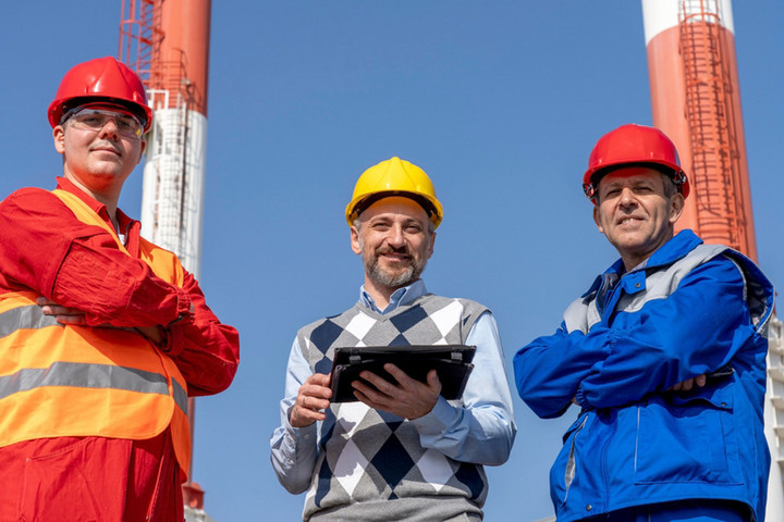 Hogyan válassz munkaruhát különböző generációknak?