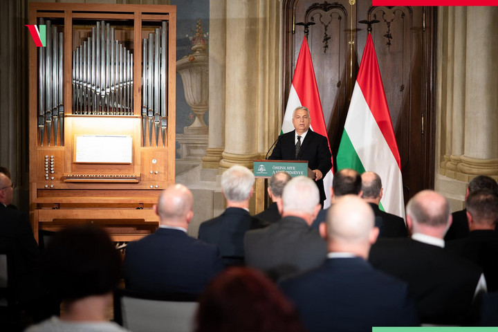 Orbán Viktor: Egy büszke, családbarát országot építünk
